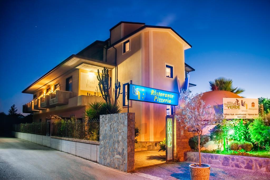 Hotel Bacco Ascea Extérieur photo